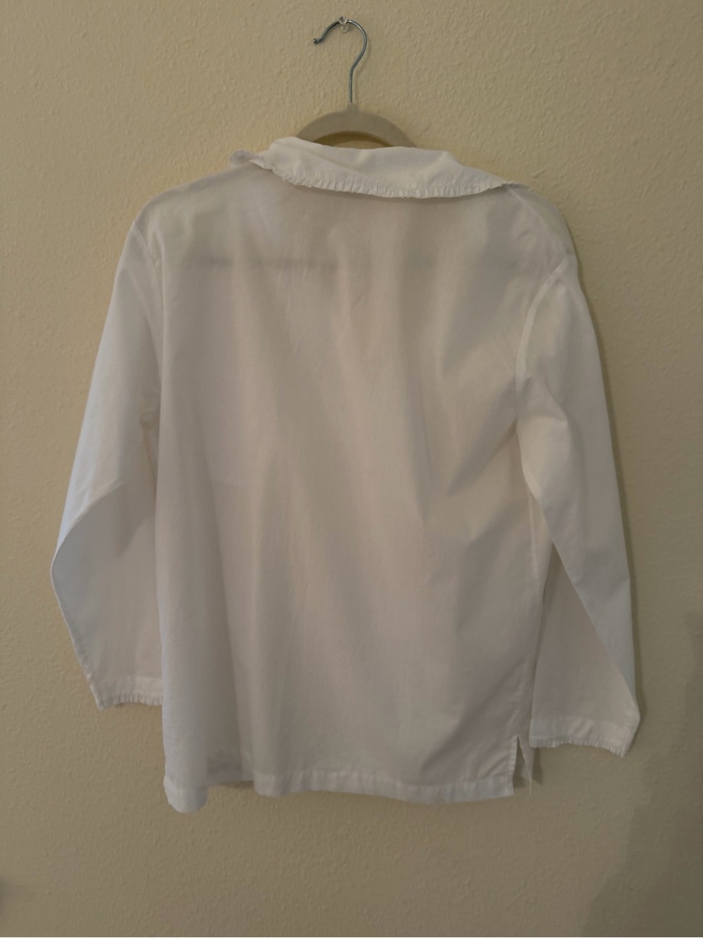 Taylor Linens Cotton White Ruffled Pajama Set Small - Picture 3 of 9